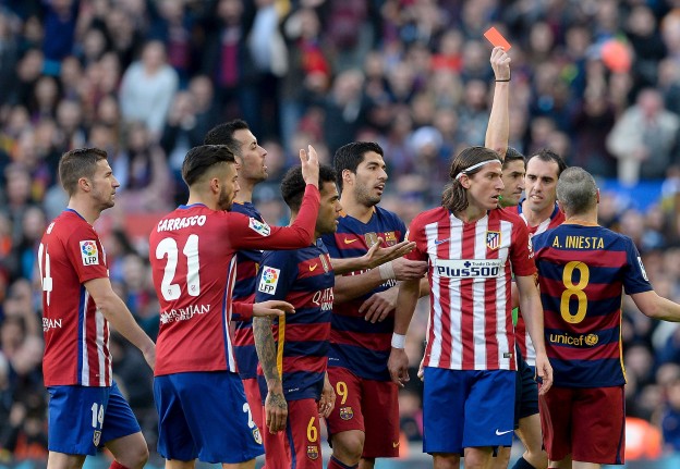 Filipe Luís dismissed for challenge on Lionel Messi