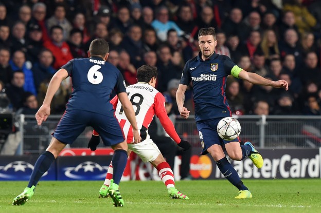 Gabi had a shot that tested the PSV goalkeeper
